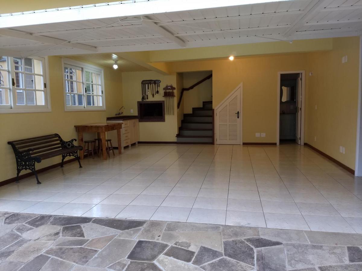 Casa Ampla Com Comodos Confortaveis غرامادو المظهر الخارجي الصورة